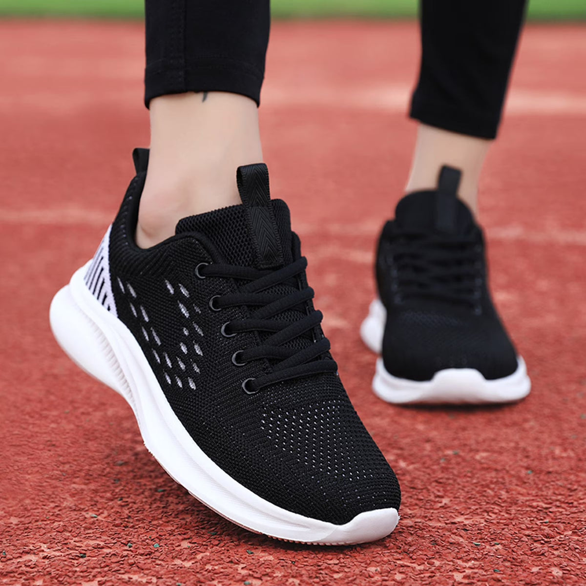 Breathable Lightweight Mesh Walking Shoes